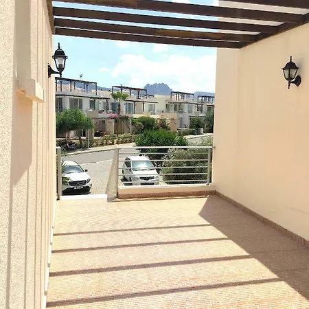 Penthouse Turtle Bay, Close To The Sea Lejlighed Agios Georgios (Girne)